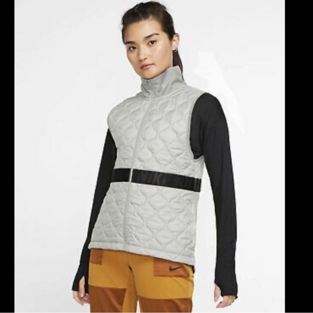 New Nike Aerolayer Women's Gray Black Quilted Zip Vest Jacket